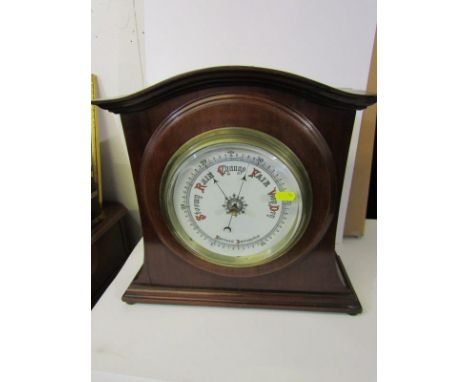 EDWARDIAN ANEROID BAROMETER, mahogany cased table top barometer, 37cm height 
