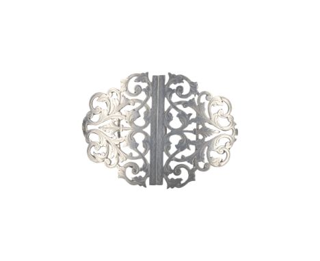 Victorian Sterling Silver Large Ladies Nurses' Belt Buckle, Makers Mark reads as Deakin & Francis Ltd. Classic scrolling leaf