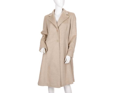 Max Mara, a virgin wool knee-length coat, featuring a notched lapel collar, front button fastenings, two outer pockets, and t