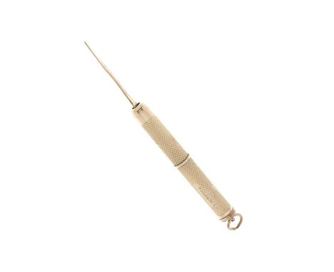 Ramsden &amp; Roed, a 9ct gold retractable toothpick, of engine-turned design, maker's marks for Ramsden &amp; Roed, hallmark