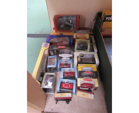 A collection of boxed 1:76 railway scale diecast vehicles including Corgi Trackside, Exclusive First Editions, Oxford, etc 