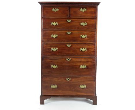 A fine quality Irish Georgian period mahogany Tallboy, with dentil moulded cornice over two short and five graduating long dr