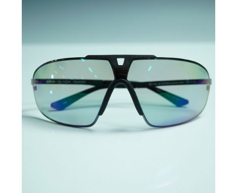 Sleek and performance-driven Revo Black polarized sunglasses from the Alpine series by Bode Miller. Featuring groundbreaking 
