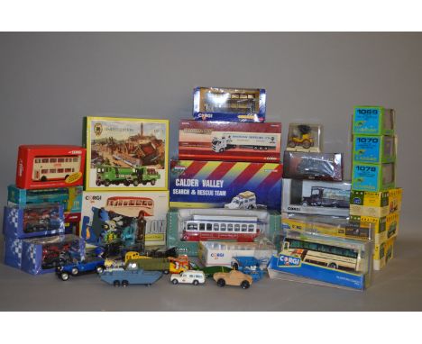 36 x assorted boxed diecast models by Corgi, Eligor, Vitesse and similar, including buses and lorries. Together with a small 