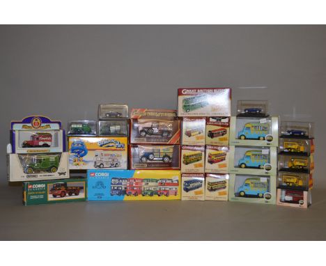 Good quantity of assorted diecast models, many railway scale, includes Hornby Skale Autos, Atlas Great British Buses, Oxford 