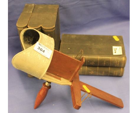 Underwood and Underwood of New York stereoscopic viewer, together with assorted Underwood and Underwood viewing slides. (5) C