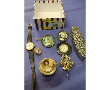 Box of assorted collectables to include: EPNS portrait circular dressing table jar and cover; silver topped dressing table gl