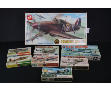 Eight Boxed &amp; unbuilt plastic model kits to include 7 x Series 3 1:72 scale (03006-7 Lockheed Hudson, 03002-5 Belvedere, 