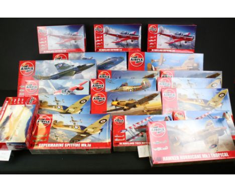20 Boxed &amp; unbuilt Airfix 1:48 plastic model plane kits to include 3 x A05135 Supermarine Spitfire FR, 2 x A04104 De Havi