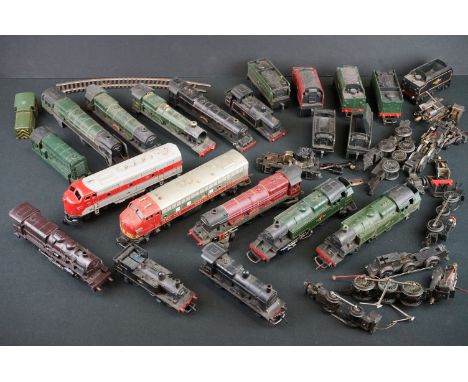 Seven OO gauge locomotives to include Triang and Bachmann examples featuring Triang The Princess Royal, plus many spares and 