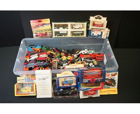 Quantity of play worn diecast models to include Mattel Hot Wheels &amp; Matchbox, together with 11 x boxed diecast models to 