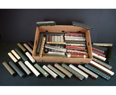 Around 60 OO / HO gauge items of rolling stock to include Hornby Dublo, Triang, Hornby, Lima etc 