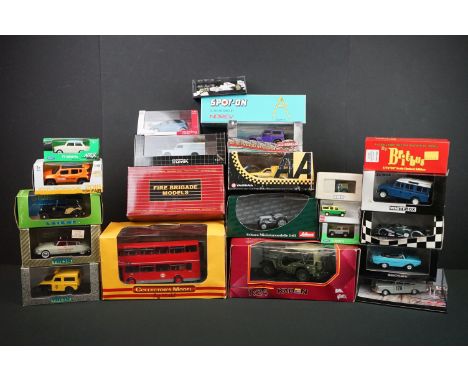 23 Boxed / cased diecast models to include 3 x Paul's Model Art Minichamps (090022 2009 J. Button, 031307 Bentley Speed 8 200