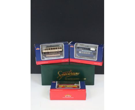 Boxed Bachmann Spectrum 25128 On 30 Closed Street Car Union Traction and 3 x boxed Bachmann OO gauge Tram Cars (CE00607, CE00