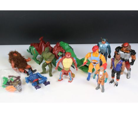 11 TV related figures from the 1980s to include 6 x Mattel Masters of the Universe (Grizzlor, Rattlor, Moss Man, Battle Cat, 