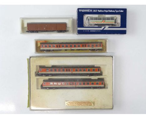 A FLEISCHMANN N Gauge 7430/7432 3-car DMU in DB livery together with a TOMIX Japanese Railbus and a KATO Japanese wagon - G i