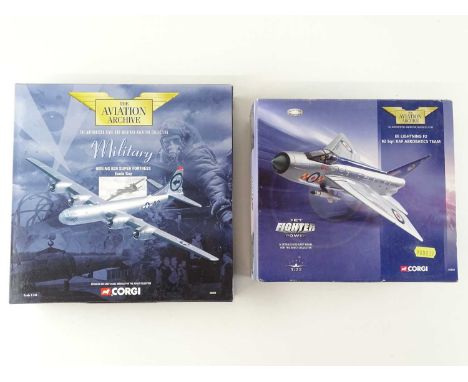 A pair of CORGI AVIATION ARCHIVE military planes in 1:72 and 1:144 scale - VG in G boxes (2)