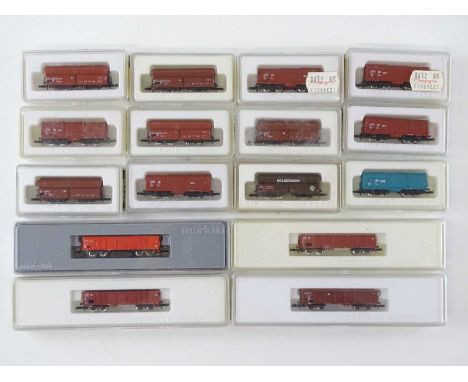 A quantity of MARKLIN Z Gauge German Outline boxed hopper, mineral and coil wagons - VG in G boxes (16)