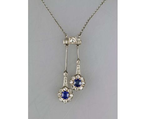 Art Déco Lavallière-Collier mit Diamanten und Saphiren, Anhänger wohl aus 18K Gelbgold/ Platin (säuregeprüft), an Silberkette