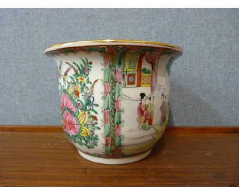 A famille rose planter 
