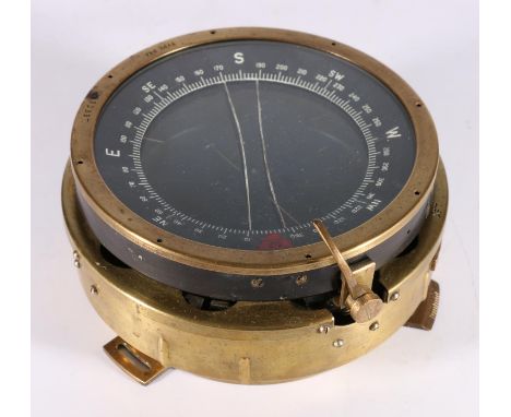 WW2 era Air Ministry type P4A AFT compass, possibly used on a Lancaster bomber, number 26386T, 18cm diameter 