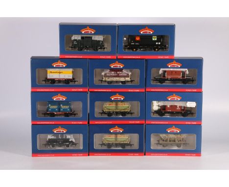 Eleven Bachmann Branch-Line OO model railways rolling stock wagons including 37508 22t ORE hopper wagon BR grey weathered, 37