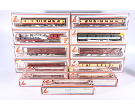 Thirteen Lima Models OO gauge model railway rolling stock coaches etc., including 309059 LNER Breakdown Crane, two 305657W co