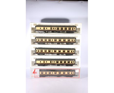 5 Lima O gauge model railways Great Western coaches including three 5015 and two 5103, (5) 