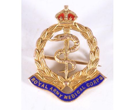 9ct gold and enamel Royal Army Medical Corps sweetheart brooch, stamped "9ct" to the reverse, 4g 