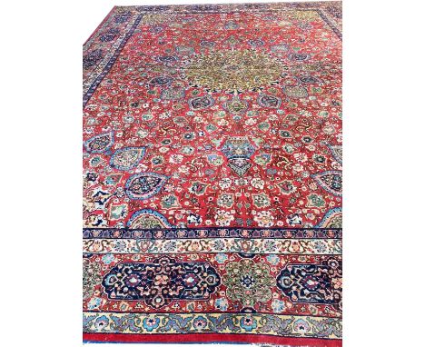 ANTIQUE PERSIAN TABRIZ HAJI JALLILY DESIGN CARPET, 467cm x 345cm.