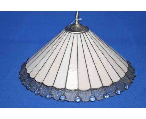 TIFANY STYLE LAMP SHADE
in pale gray