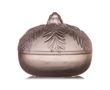 Rene Lalique (French 1860-1945), a Valluris pattern box and cover, Number 84, designed 1928, the opalescent glass cover decor