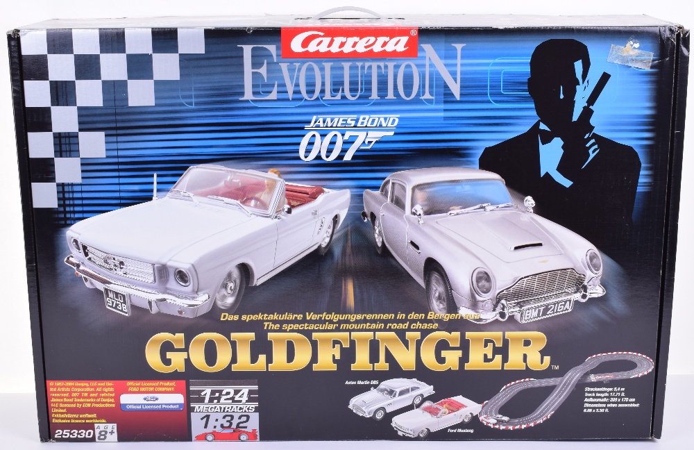 Carrera Evolution“Goldfinger” James Bond 007 132 Scale Slot Car Racing