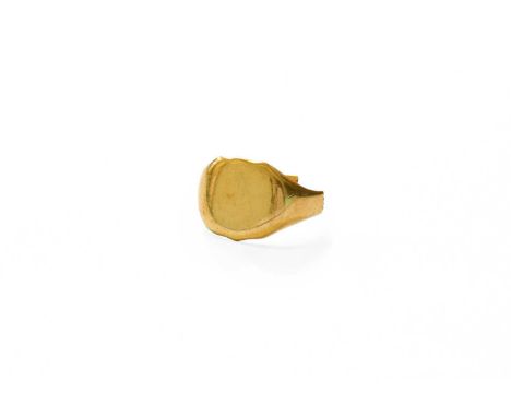 An 18 Carat Gold Signet Ring (a.f.)Gross weight 4.8 grams.