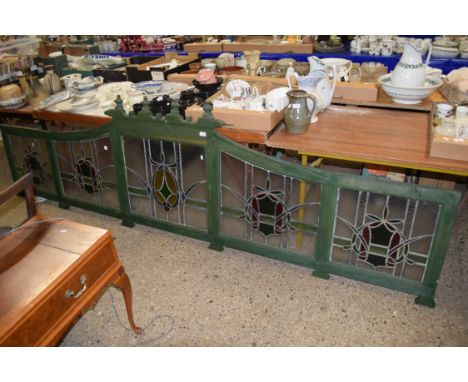 LARGE STAINED GLASS INSET PANEL WITH ART NOUVEAU STYLE DESIGN, LENGTH APPROX 321CM