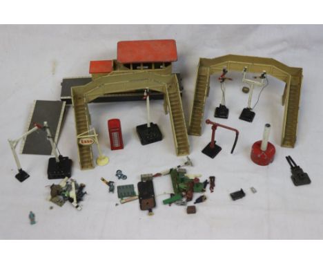 Quantity of Hornby Dublo trackside accessories to include footbridge plus vintage metal trackside items 