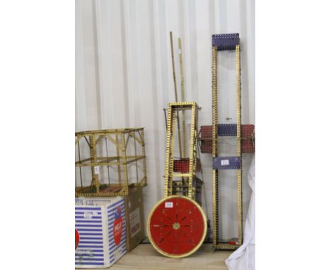 Collection of vintage Meccano, to include clockwork motors, flywheels, electric motors etc