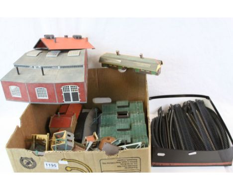Quantity of OO gauge model railway to include engine shed, track, trackside buildings etc 