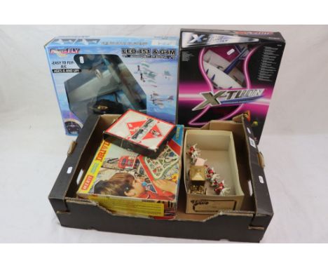 Group of toys to include boxed Merit Remote Control Driving Test, boxed Bells Big Show Projector, mid 20th C Monopoly, diecas