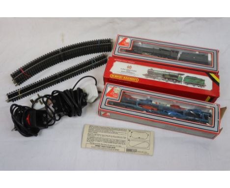 Group of OO gauge model railway to include boxed Lima King George V GWR locomotive and tender, boxed Hornby R078 GWR 4-6-0 Ki