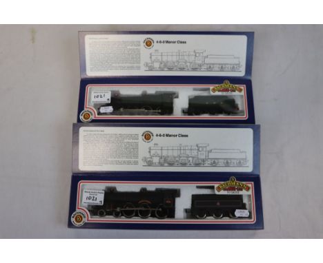 Two boxed Bachmann OO gauge locomotives to include 31305 7805 Broome Manor GWR and 31303 4-6-0 Ramsbury Manor Class