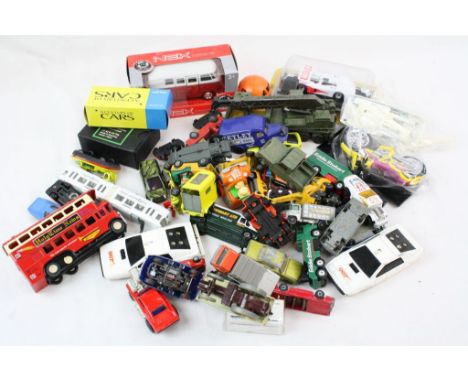 Collection of small scale diecast and plastic models to include Husky, Corgi and Matchbox etc, some boxed, condition varies 