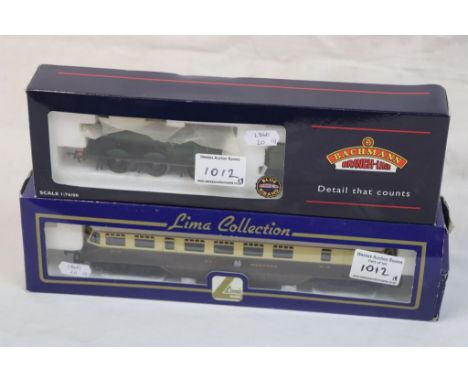 Two boxed OO gauge locomotives to include Bachmann Blue Riband 32300 2251 Collett Goods 3202 GWR green and Lima L204639 Railc