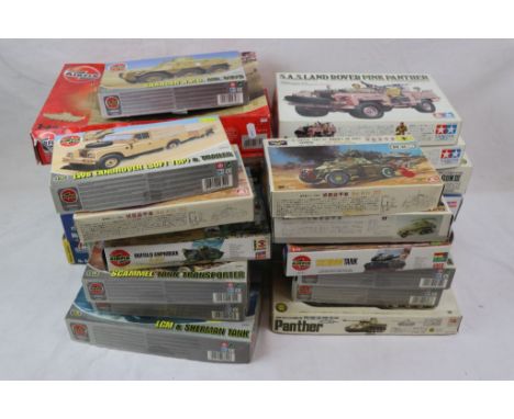 24 boxed plastic models kits, tanks and other military vehicles, various scales and manufacturers, to include Airfix 1/76 Pan