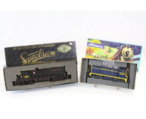 Two boxed HO scale engines to include Bachmann Spectrum 82014 GP30 (PRR) #2204 and Athearn Santa Fe