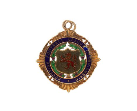 CELTIC F.C. INTEREST - SCOTTISH FOOTBALL LEAGUE CHAMPIONSHIP GOLD MEDAL 1965/66, the obverse with central shield shaped plaqu