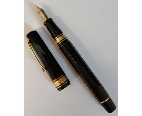 Omas Italian fountain pen with 18ct gold nib