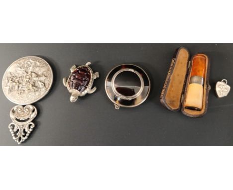 Silver &amp; tortoiseshell compact with integral mirror, novelty vesta case in the form of a turtle (5.5cm), cased meerschaum