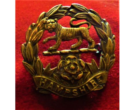 Hampshire Regiment WWI Forage War Economy Cap Badge (Brass), two lugs. K&amp;K: 647