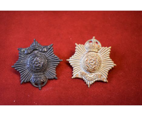 Hampshire Regiment WWII Cap Badge (Gilding-metal), two lugs. K&amp;K: 1961-Hampshire Regiment Officers WWII Cap Badge (Bronze
